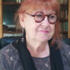 Yaya Dubourg, poète auteure de "Comme à la craie'